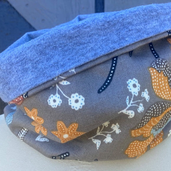 One-of-a-Kind Reversible Cowl - Picture 4 of 7